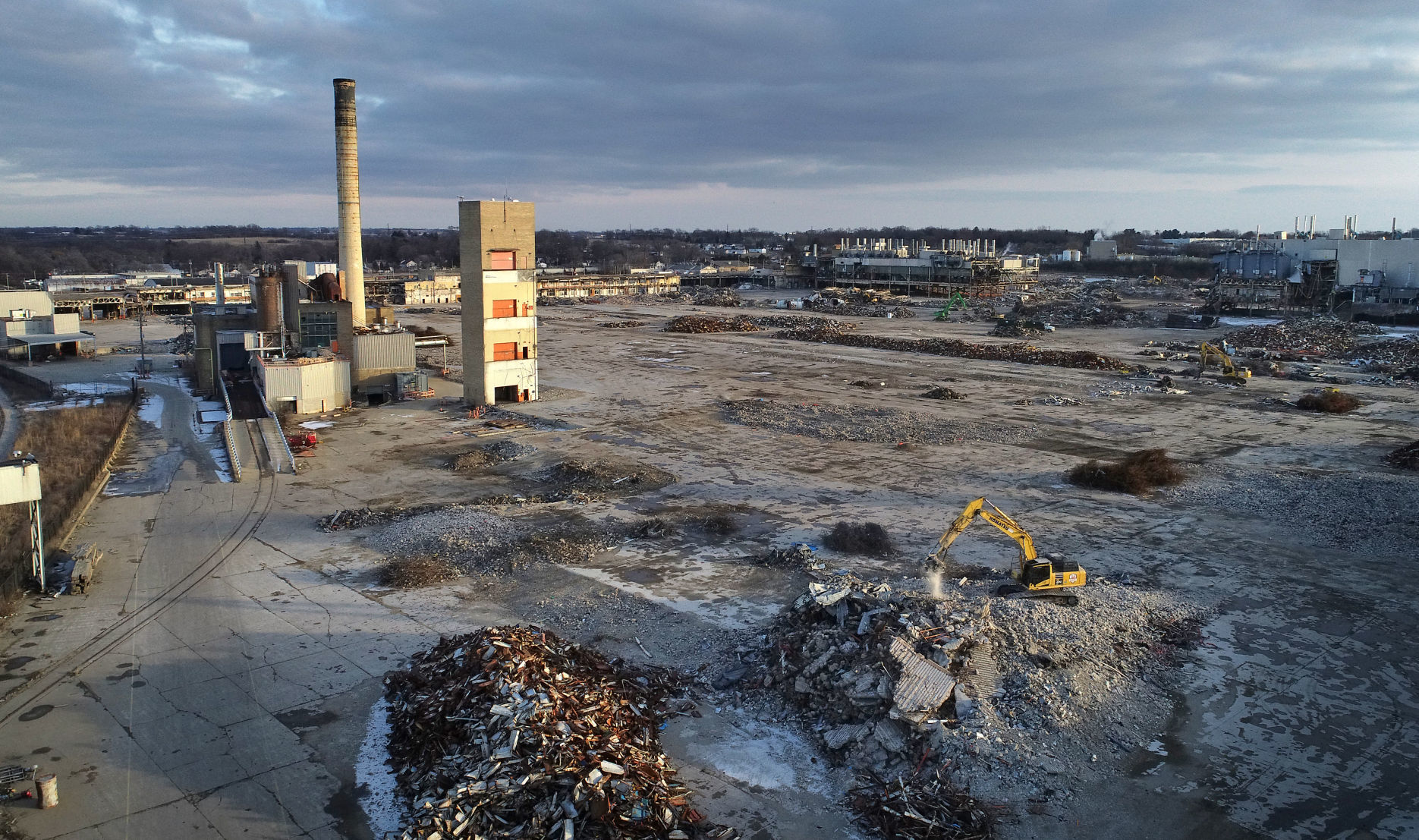 Demolition continues at GM site